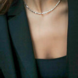 Half pearl half hematite necklace in silver