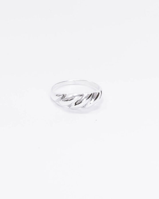 Pinto stiliaus sidabrinis žiedas