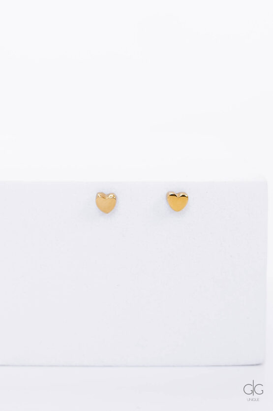 Minimal gold-plated heart earrings