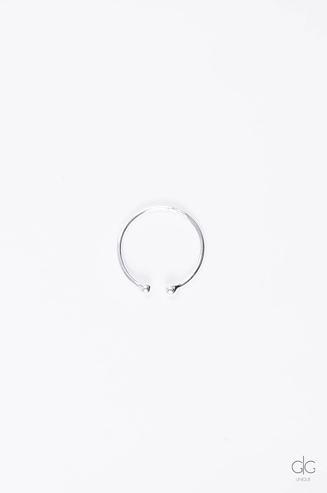 Reguliuojamas sidabrinis žiedas su minimalistiniais burbuliukais