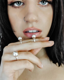 SIlver ring with big bubble