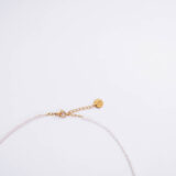Delicate pearl necklace with gold detail - gg unique