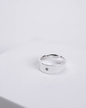 Silver massive ring with zircon - GG UNIQUE