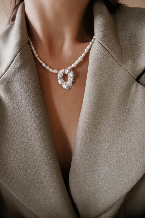 Pearl necklace with unique 925 silver detail - GG UNIQUE