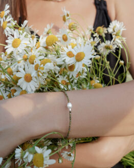 Green zircon bracelet with hematite and freshwater pearl – GG UNIQUE
