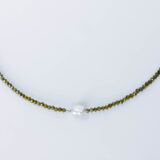 Green zircon necklace with hematite and freshwater pearl – GG UNIQUE
