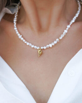 Freshwater pearl necklace with gold shell - GG UNIQUE