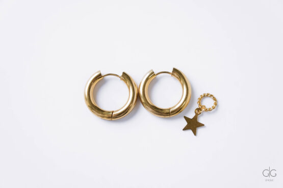 Gold plated hoop earrings with removable star pendant - GG UNIQUE