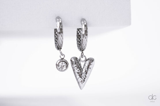 Heart and Zircon Hoop Earrings - GG UNIQUE