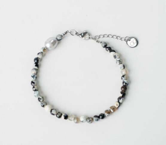 Agate stone bracelet with a freshwater pearl- GG UNIQUE