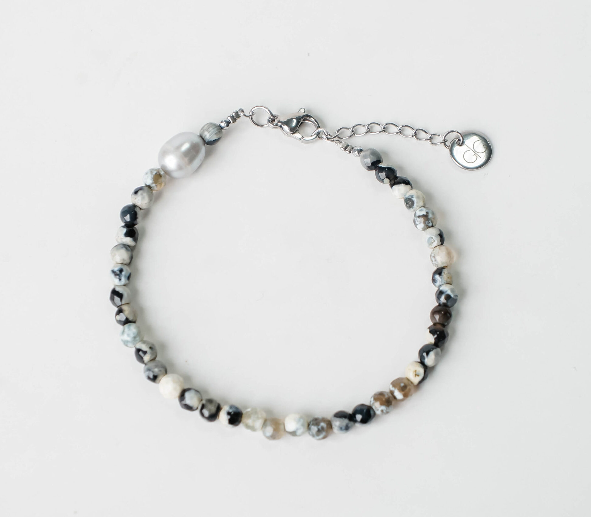 Agate stone bracelet with a freshwater pearl- GG UNIQUE